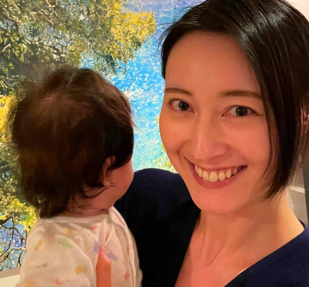 小川彩佳アナ 子供 CHANTO WEBより