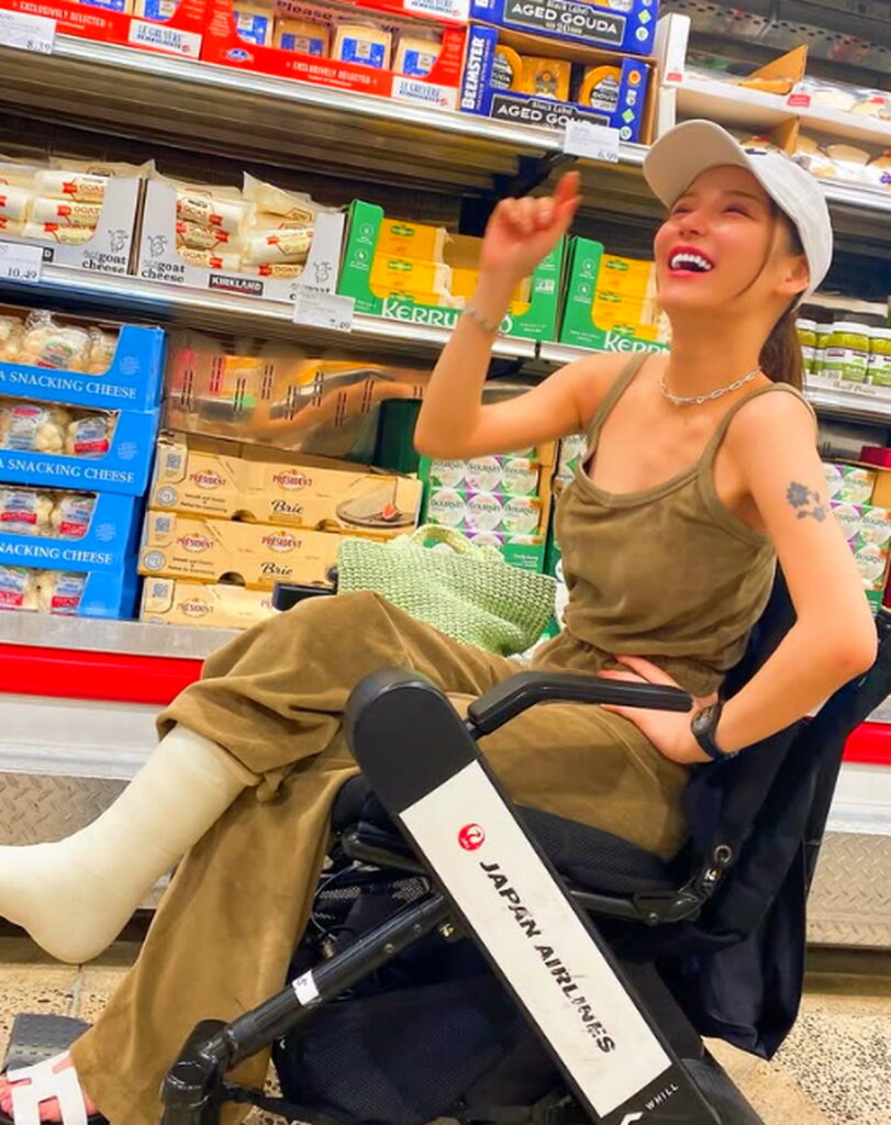 進撃のノア 骨折 車椅子 インスタグラムより